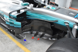 Mercedes F1 W08 barge boards