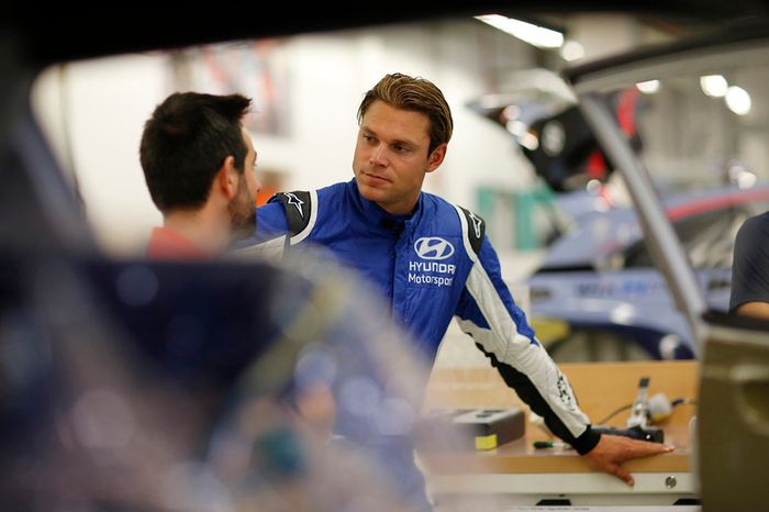 Andreas Mikkelsen, Hyundai Motorsport