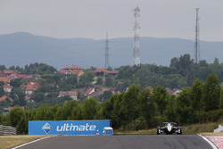 Jake Hughes, Hitech Grand Prix, Dallara F317 - Mercedes-Benz