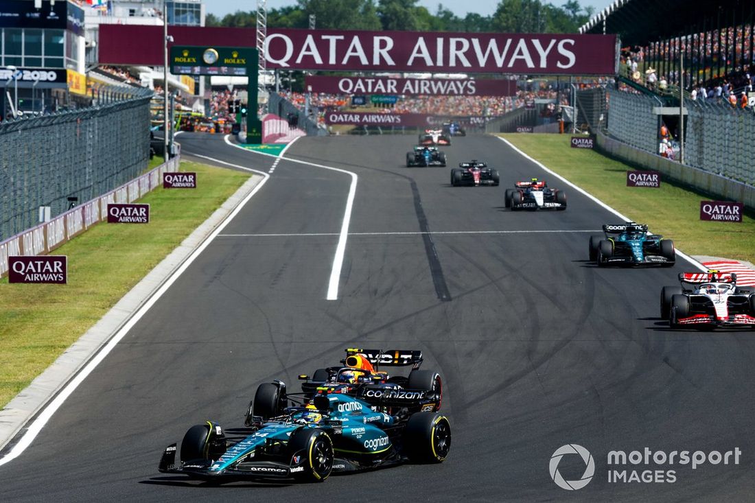 Fernando Alonso, Aston Martin AMR23, Sergio Pérez, Red Bull Racing RB19, Nico Hulkenberg, Haas VF-23, Lance Stroll, Aston Martin AMR23