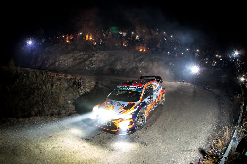 Тьєррі Ньовілль, Ніколя Жільсуль, Hyundai Motorsport Hyundai i20 Coupe WRC