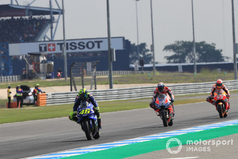 Валентино Россі, Yamaha Factory Racing, Андреа Довіціозо, Ducati Team