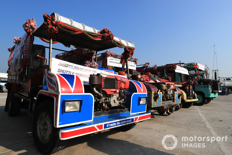 Bus shuttle sirkuit