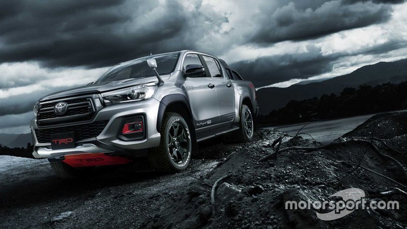 Toyota Hilux Black Rally Edition