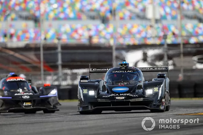 #10 Konica Minolta Cadillac DPi-V.R. Cadillac DPi, DPi: Renger Van Der Zande, Jordan Taylor, Fernando Alonso Diaz, Kamui Kobayashi