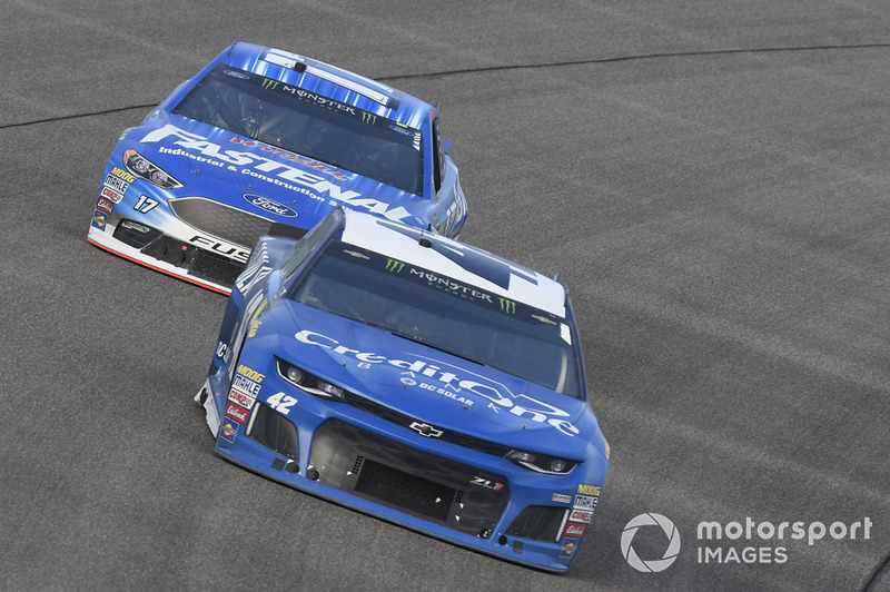 Kyle Larson, Chip Ganassi Racing, Chevrolet Camaro Credit One Bank/DC Solar, Ricky Stenhouse Jr., Roush Fenway Racing, Ford Fusion Fastenal