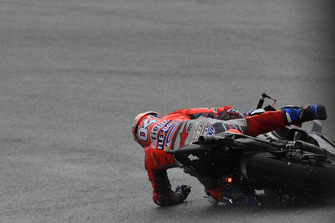 La chute d'Andrea Dovizioso, Ducati Team