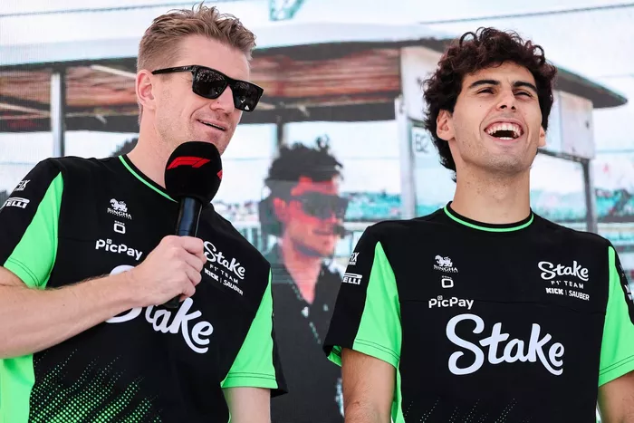 Nico Hulkenberg, Sauber, Gabriel Bortoleto, Sauber