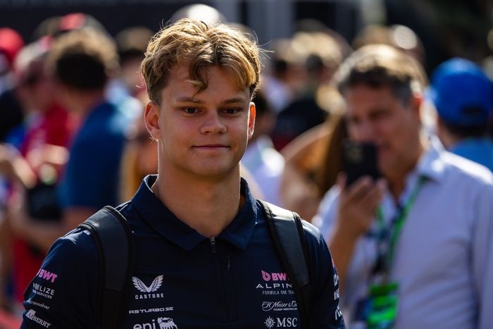  Paul Aron,  Alpine F1 Team reserve driver