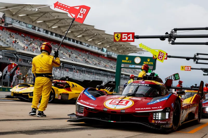 #51 AF Corse Ferrari 499P : Alessandro Pier Guidi, James Calado, Antonio Giovinazzi