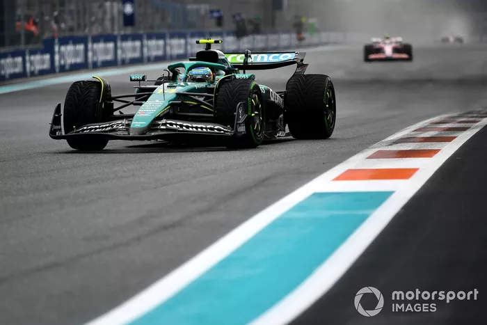 Fernando Alonso, Aston Martin Racing