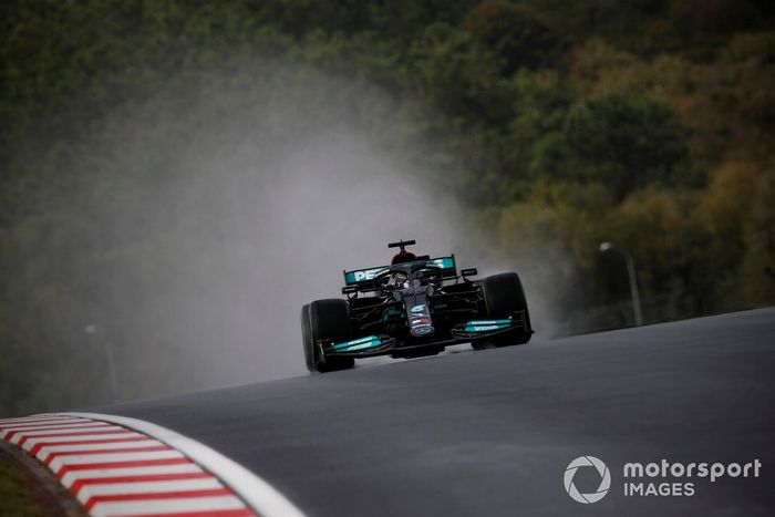 Lewis Hamilton, Mercedes W12