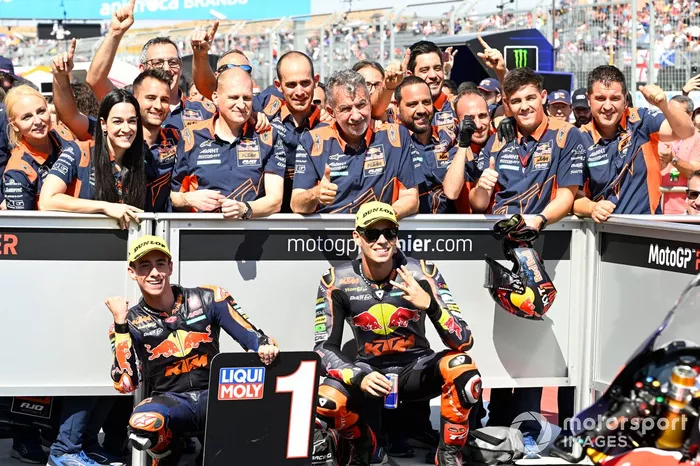 Pedro Acosta, Red Bull KTM Ajo, Augusto Fernandez, Red Bull KTM Ajo