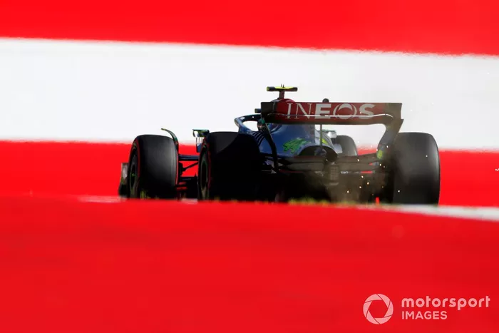 Lewis Hamilton, Mercedes W13