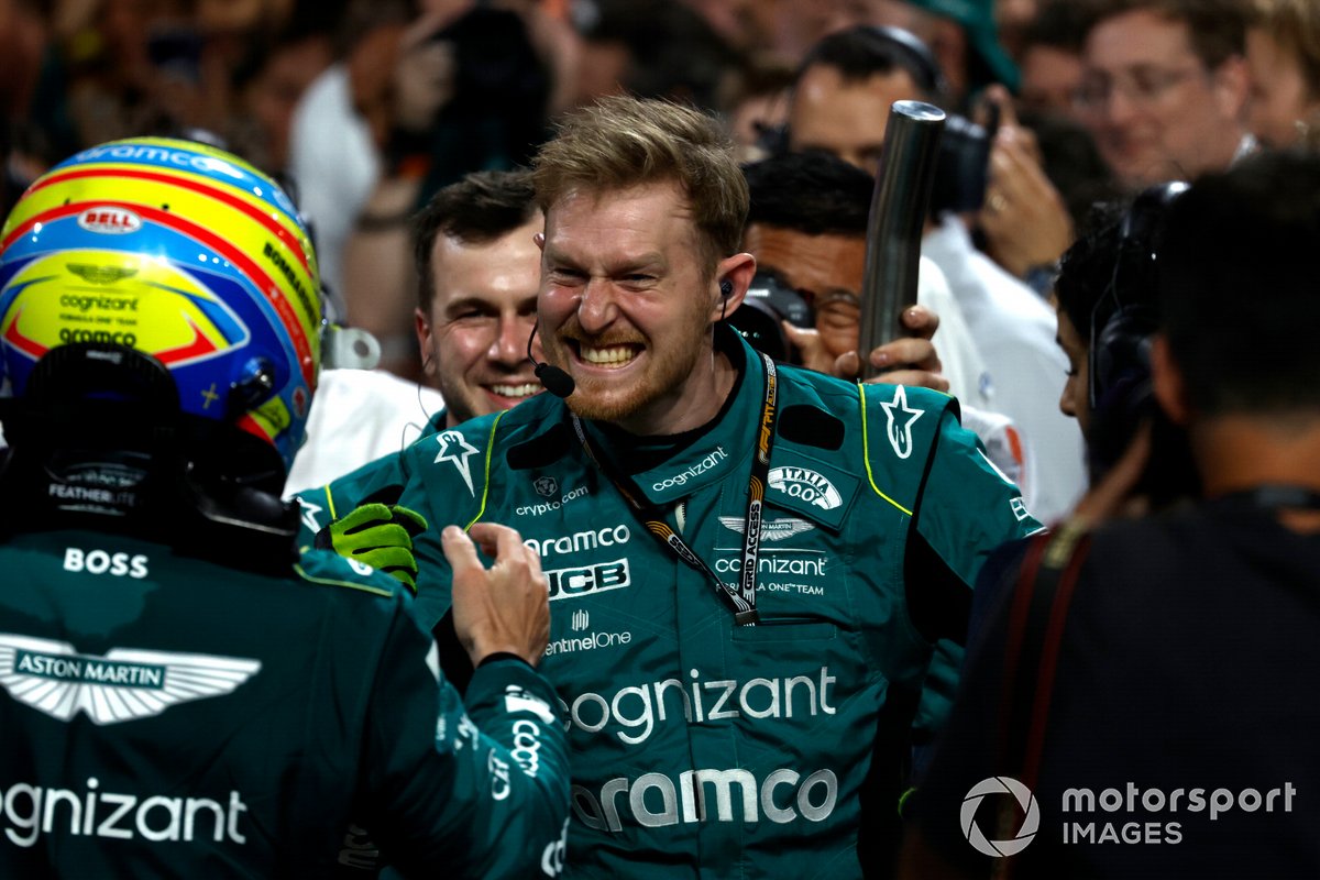 Fernando Alonso, Aston Martin F1 Team, 3rd position, celebrates with his team in Parc Ferme