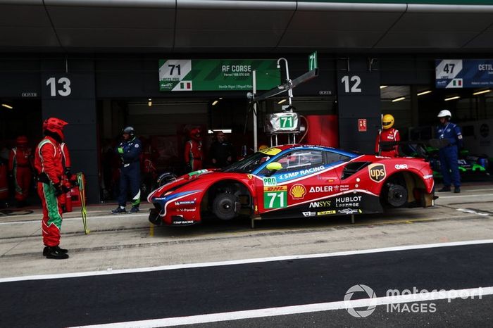 #71 AF Corse Ferrari 488 GTE EVO: Davide Rigon, Miguel Molina