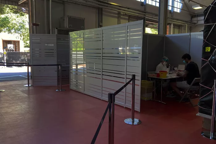 Test de serología en la fábrica de Scuderia Alpha Tauri