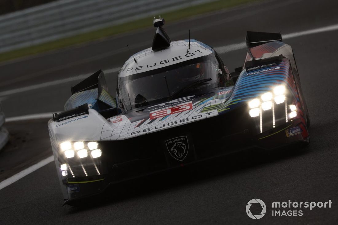 #93 Peugeot Totalenergies Peugeot 9X8: Paul Di Resta, Mikkel Jensen, Jean-Eric Vergne