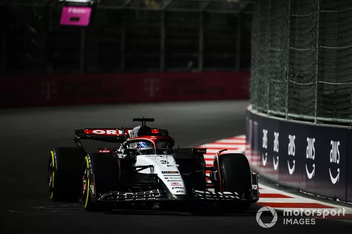 Daniel Ricciardo, AlfaTauri AT04