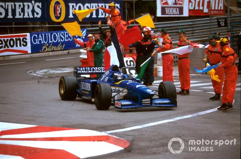 Race winner Olivier Panis, Ligier JS43