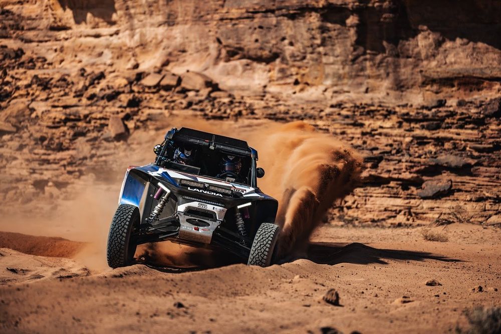 #304 Energy Landia Rally Team MCE-5 Taurus T3 Max: Marek Goczał, Maciej Marton