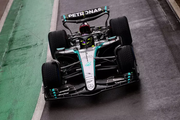 Lewis Hamilton, Mercedes W15