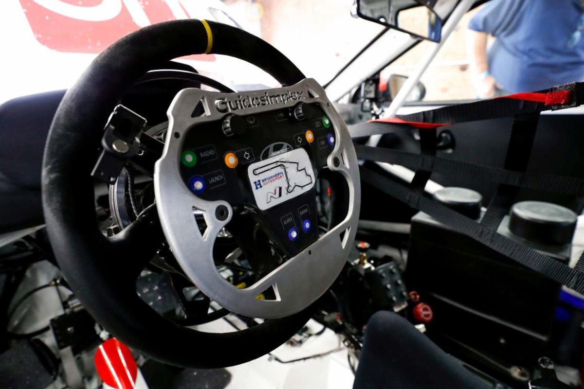 Steering wheel for Robert Wickens