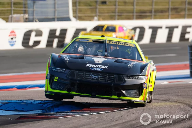 Austin Cindric, Team Penske, Menards/Sylvania Ford Mustang