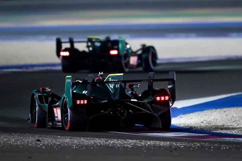 #007 Aston Martin Thor Team Aston Martin Valkyrie : Harry Tincknell, Tom Gamble, Ross Gunn