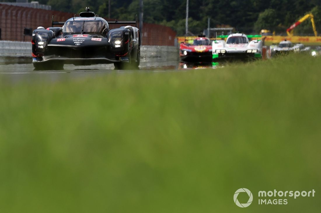 #8 Toyota Gazoo Racing Toyota GR010 - Hybrid: Sébastien Buemi, Brendon Hartley, Ryo Hirakawa