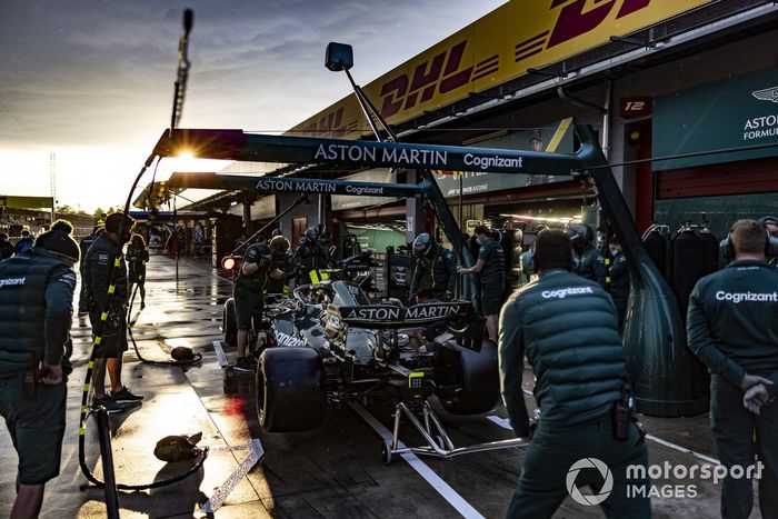 Práctica de parada en boxes de Aston Martin