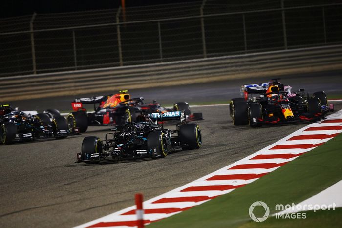 Lewis Hamilton, Mercedes F1 W11, Max Verstappen, Red Bull Racing RB16, Sergio Pérez, Racing Point RP20, Alex Albon, Red Bull Racing RB16 y Valtteri Bottas, Mercedes F1 W11