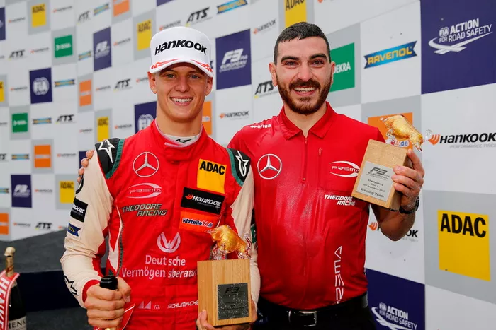 Podio: ganador de la carrera Mick Schumacher, PREMA Theodore Racing Dallara F317 - Mercedes-Benz