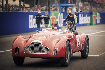 Romain Grosjean, Haas F1 Team drivers parade