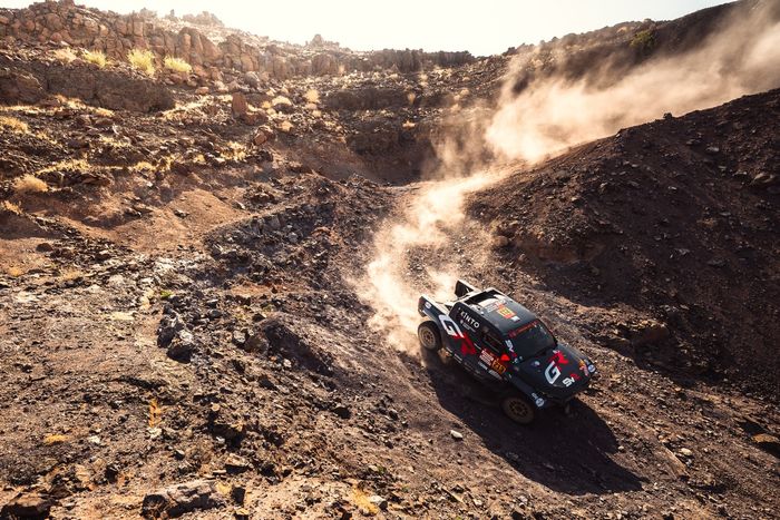 #213 Toyota Gazoo Racing Toyota: Saood Variawa, François Cazalet