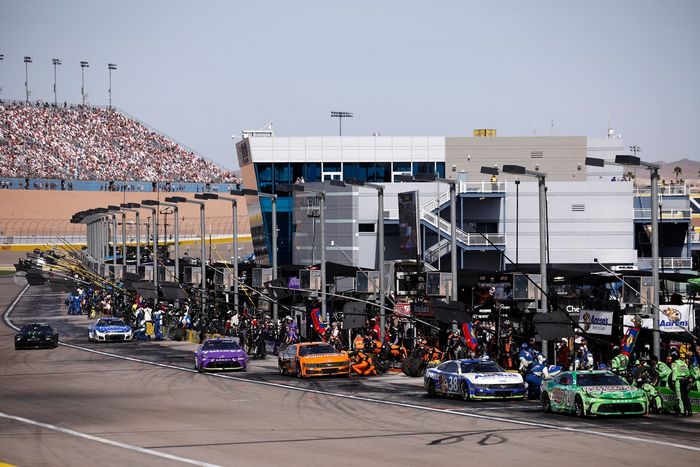 Christopher Bell, Joe Gibbs Racing, Zane Smith, Front Row Motorsports