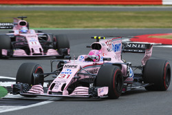 Эстебан Окон и Серхио Перес, Sahara Force India F1 VJM10