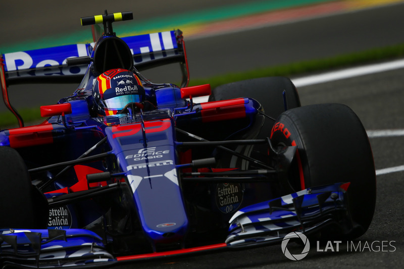 Карлос Сайнс-мол., Scuderia Toro Rosso STR12