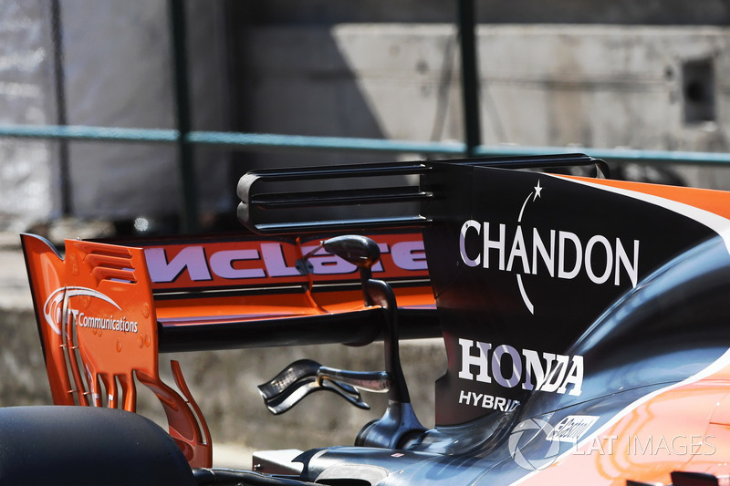 Заднее крыло McLaren MCL32