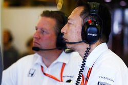 Yusuke Hasegawa, directeur du programme F1 de Honda, Zak Brown, directeur exécutif de McLaren Technology Group