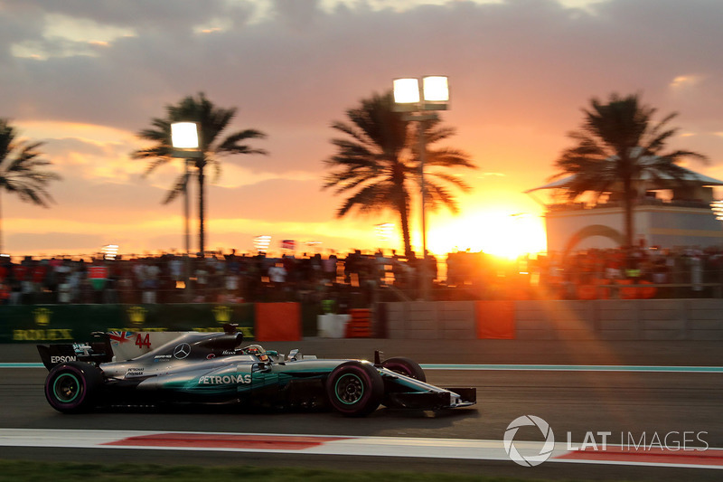 Lewis Hamilton, Mercedes-Benz F1 W08