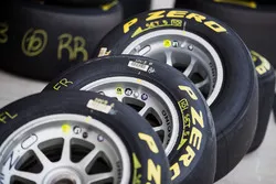 Des pneus Pirelli