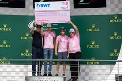 Lutz Hubner, BWT jefe Marketing, Esteban Ocon, Sahara Force India F1, Sergio Pérez, Sahara Force Ind