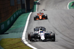 Felipe Massa, Williams FW40, Fernando Alonso, McLaren MCL32