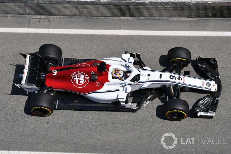 <img src="https://cdn-1.motorsport.com/static/custom/car-thumbs/F1_2018/TESTS/sauber.png" alt="" width="250" /> Sauber
