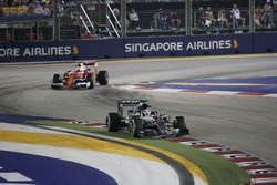 Lewis Hamilton, Mercedes AMG F1 W07 Hybrid