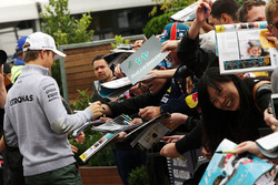 Nico Rosberg, Mercedes AMG F1 Team with fans