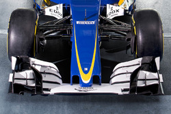 Переднее антикрыло Sauber C35