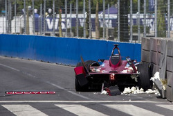 Loïc Duval, Dragon Racing, l'incidente dello shake down