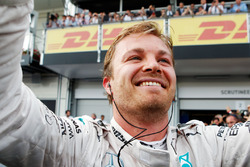 Race winner Nico Rosberg, Mercedes AMG F1 celebrates in parc ferme